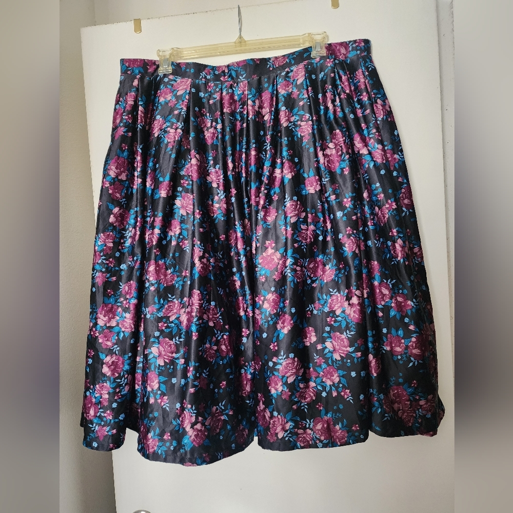 Torrid skirt